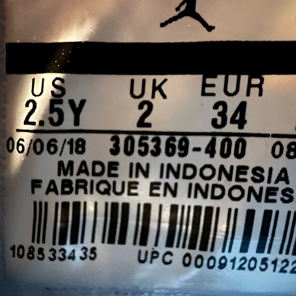 Jordan Retro 8 “Snowflake” - Picture 10 of 10